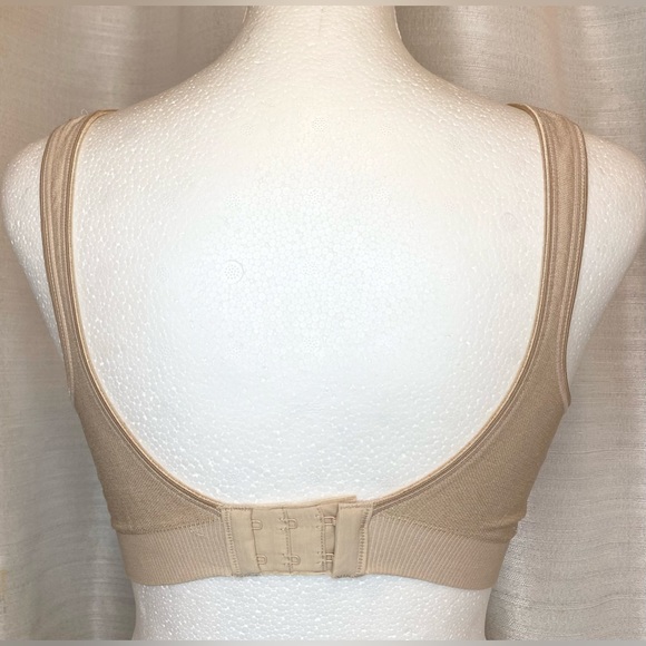 Bali Comfort Revolution Bra - Picture 2 of 11